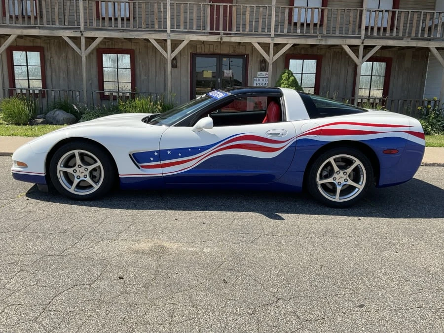 2004 Chevrolet Corvette C5 - Image 2 of 10