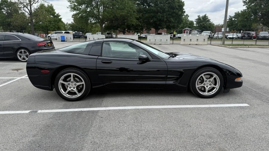 2004 Chevrolet Corvette C5 - Image 2 of 11