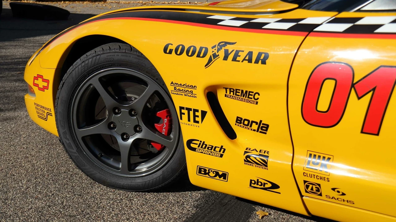 2004 Chevrolet Corvette C5 - Image 16 of 25