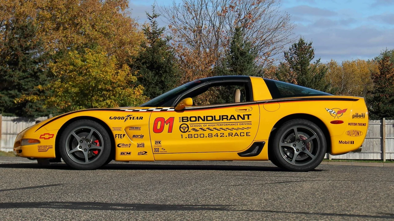 2004 Chevrolet Corvette C5 - Image 2 of 25