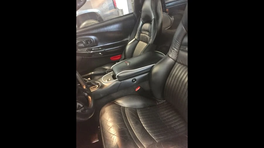 2004 Chevrolet Corvette C5 - Image 3 of 5