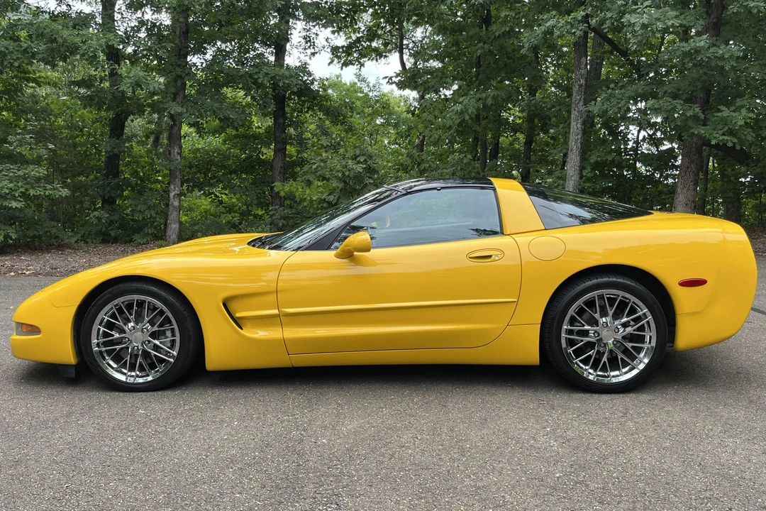 2004 Chevrolet Corvette C5 - Image 3 of 31