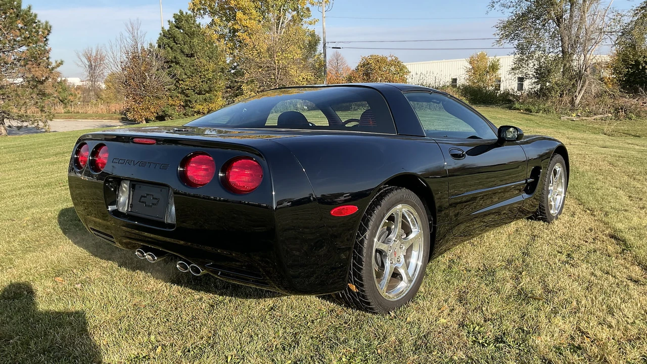 2004 Chevrolet Corvette C5 - Image 3 of 10
