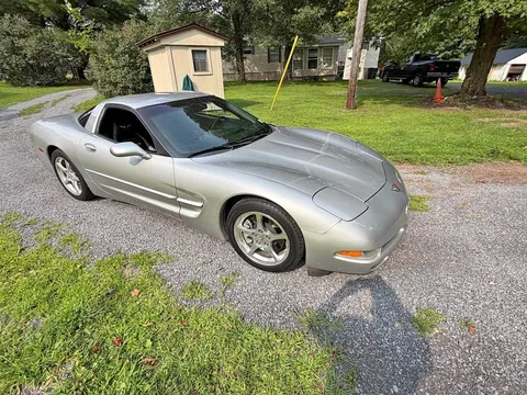 2004 Chevrolet Corvette Coupe 2D