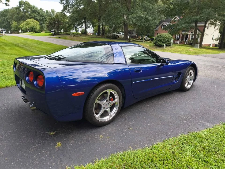 2004 Chevrolet Corvette C5 - Image 2 of 12