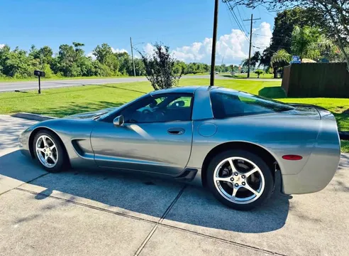 2004 Chevrolet Corvette Coupe 2D