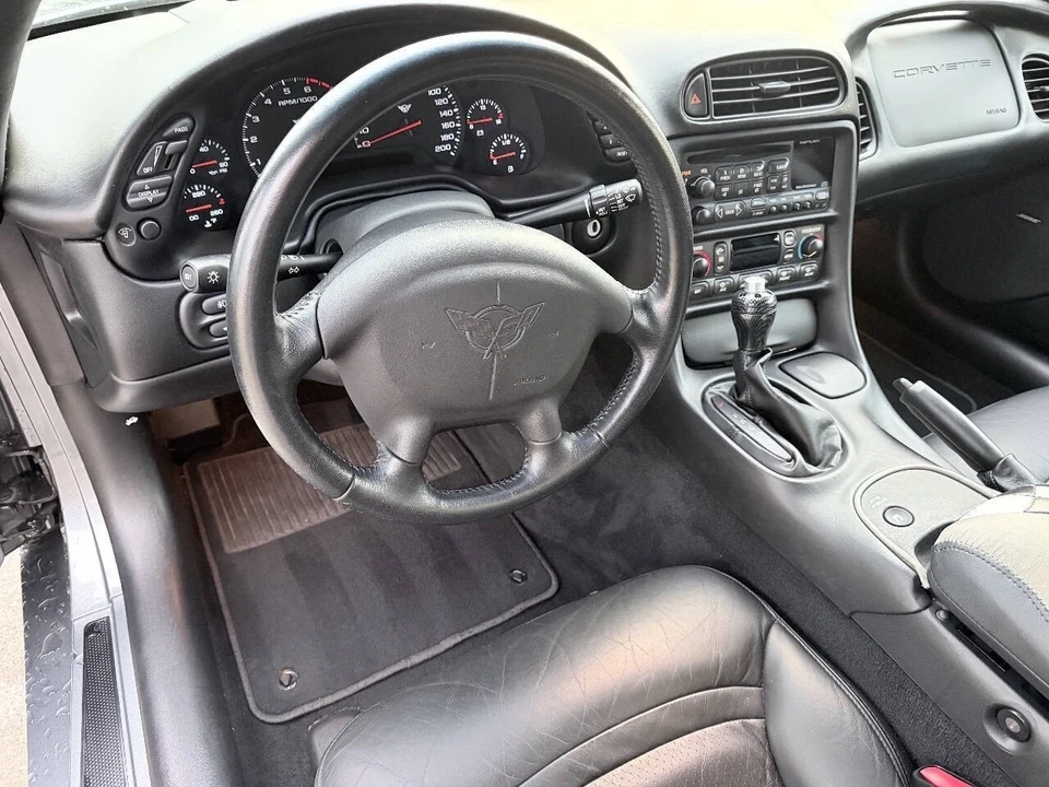 2004 Chevrolet Corvette C5 - Image 17 of 31