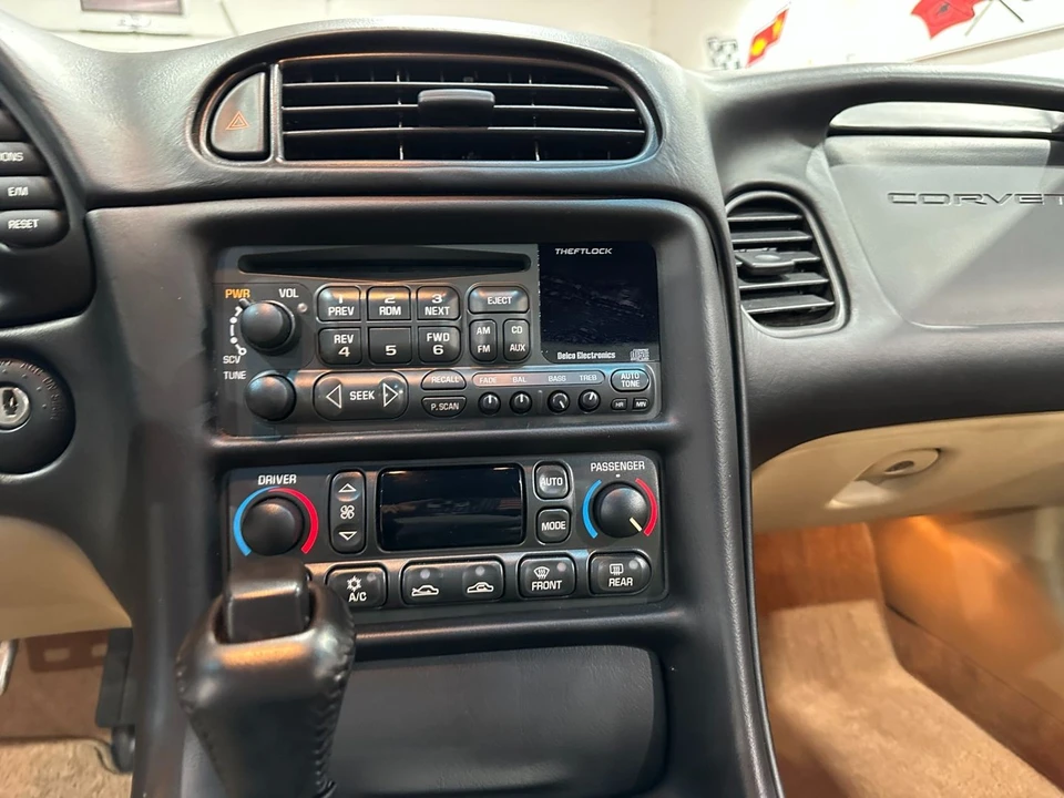 2004 Chevrolet Corvette C5 - Image 16 of 21