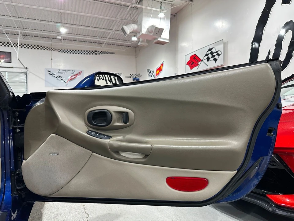 2004 Chevrolet Corvette C5 - Image 11 of 21