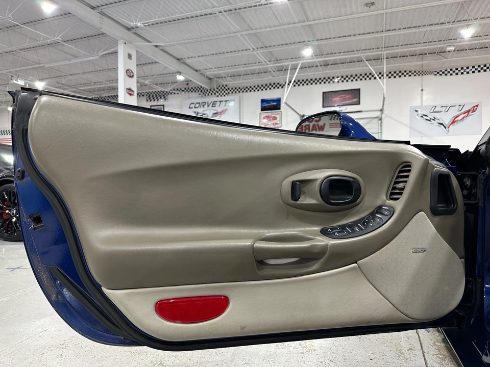 2004 Chevrolet Corvette C5 - Image 9 of 22