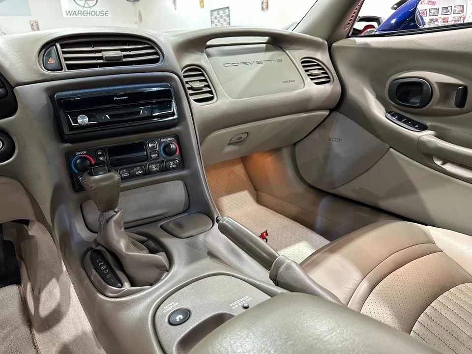 2004 Chevrolet Corvette C5 - Image 17 of 21