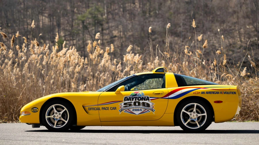 2004 Chevrolet Corvette C5 - Image 2 of 31