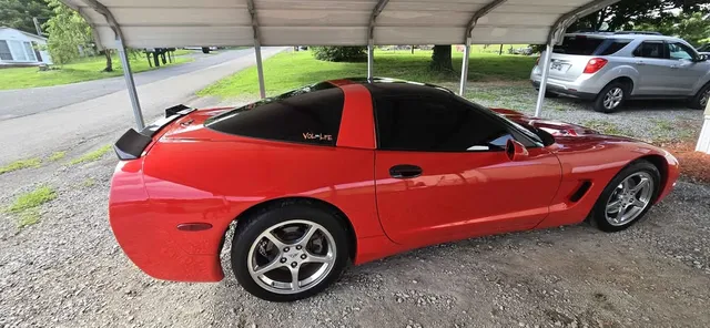 2004 Chevrolet Corvette Hatchback Coupe 2D