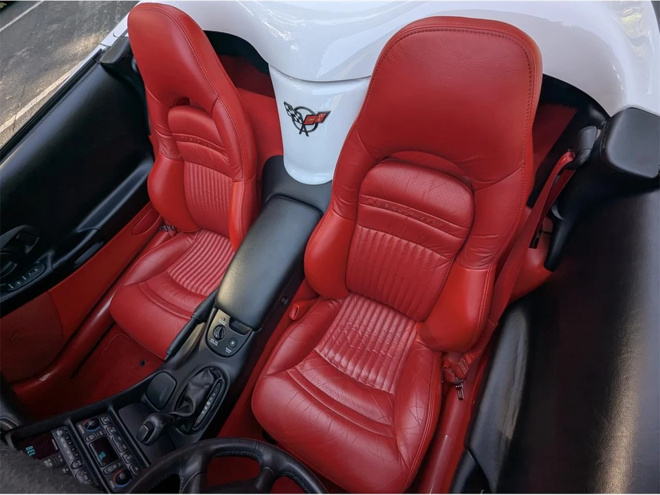2004 Chevrolet Corvette C5 - Image 24 of 28