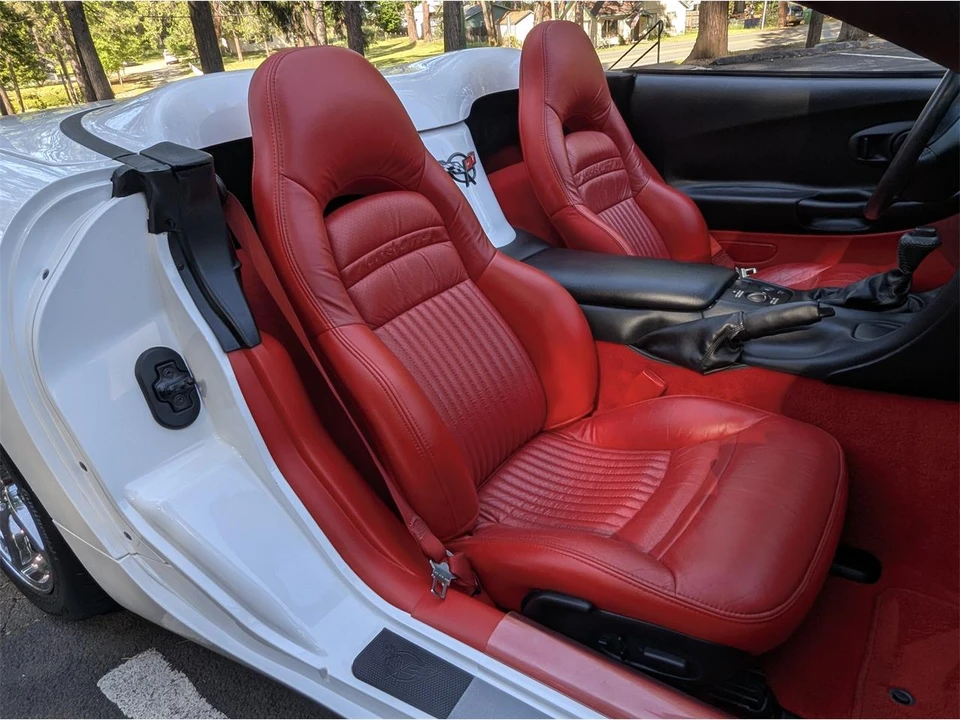 2004 Chevrolet Corvette C5 - Image 25 of 28