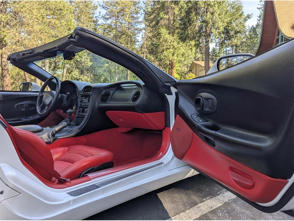 2004 Chevrolet Corvette C5 - Image 28 of 28