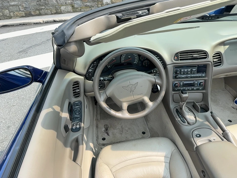 2004 Chevrolet Corvette C5 - Image 11 of 16