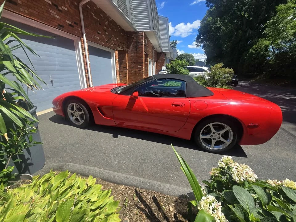 2004 Chevrolet Corvette C5 - Image 2 of 13