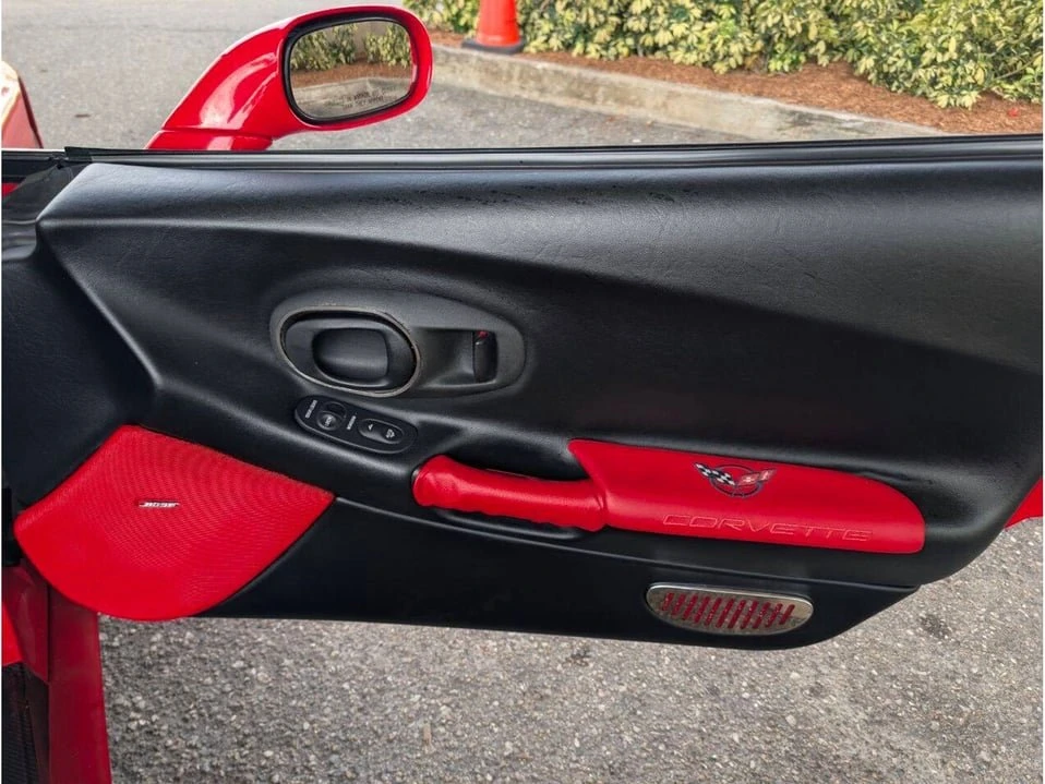 2004 Chevrolet Corvette C5 - Image 12 of 20