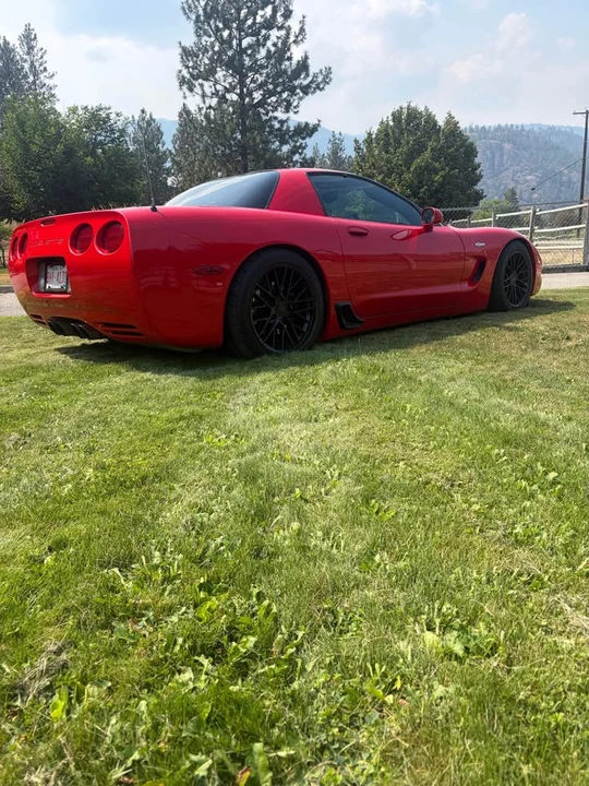 2004 Chevrolet Corvette C5 - Image 2 of 13
