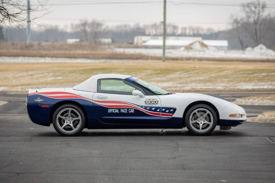2004 Chevrolet Corvette C5 - Image 2 of 18