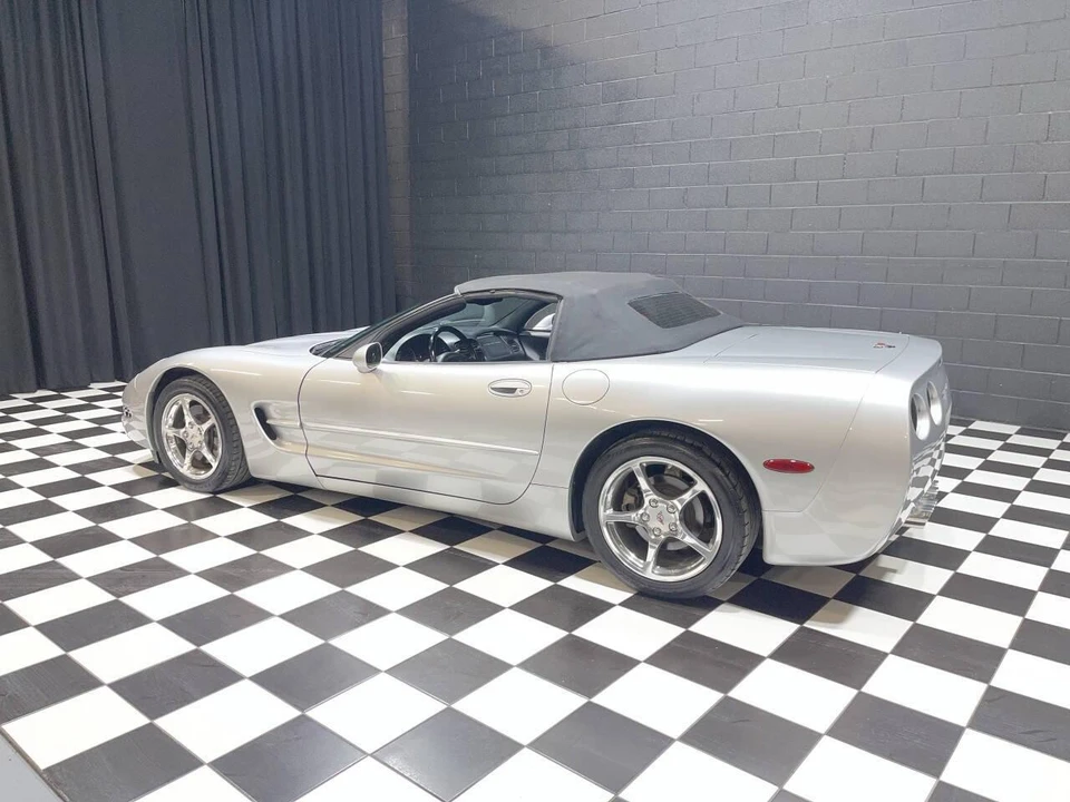 2004 Chevrolet Corvette C5 - Image 13 of 21