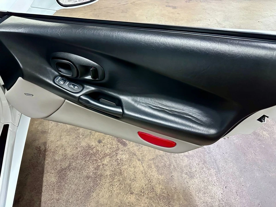 2004 Chevrolet Corvette C5 - Image 19 of 21