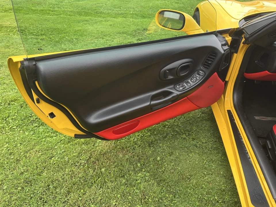 2004 Chevrolet Corvette C5 Z06 - Image 14 of 25