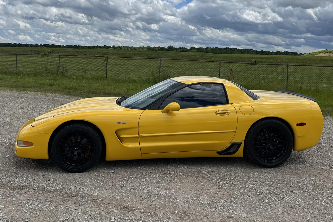 2004 Chevrolet Corvette C5 Z06 - Image 3 of 31