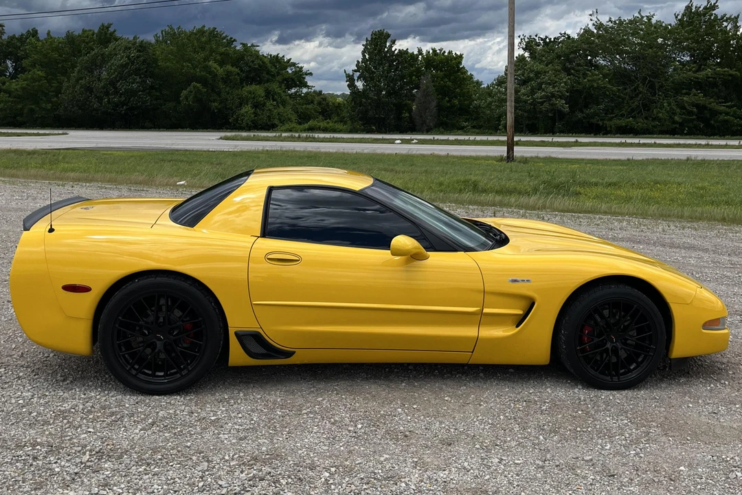 2004 Chevrolet Corvette C5 Z06 - Image 12 of 31