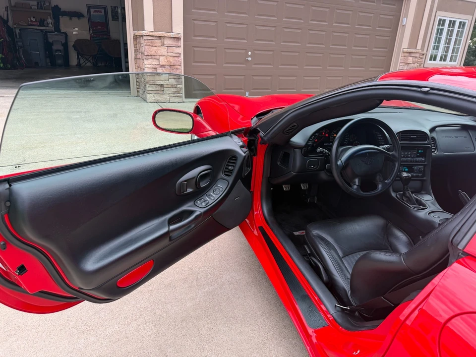 2004 Chevrolet Corvette C5 Z06 - Image 8 of 16