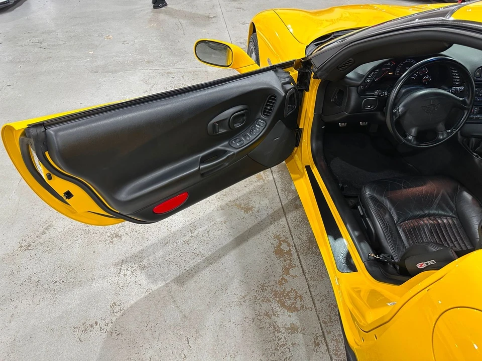 2004 Chevrolet Corvette C5 Z06 - Image 15 of 21