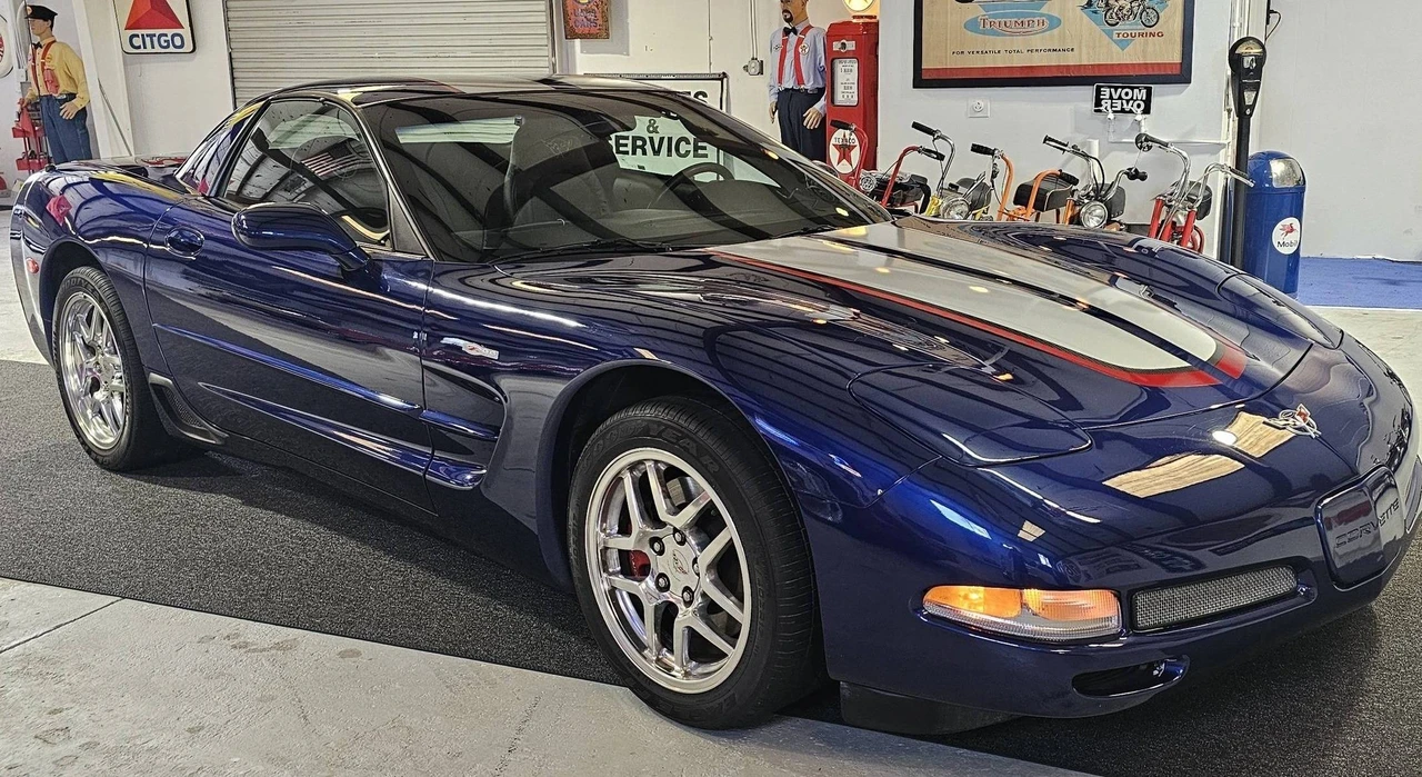 2004 Chevrolet Corvette C5 Z06 - Image 2 of 31