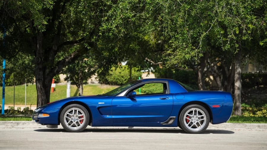 2004 Chevrolet Corvette C5 Z06 - Image 2 of 12