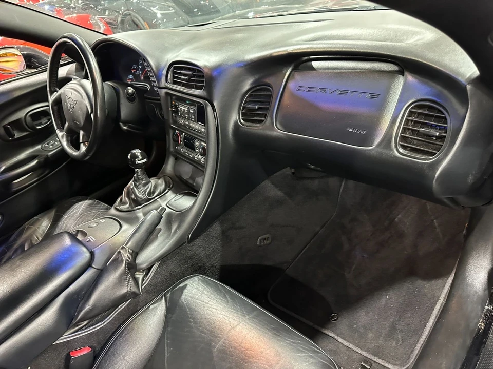 2004 Chevrolet - Image 10 of 11
