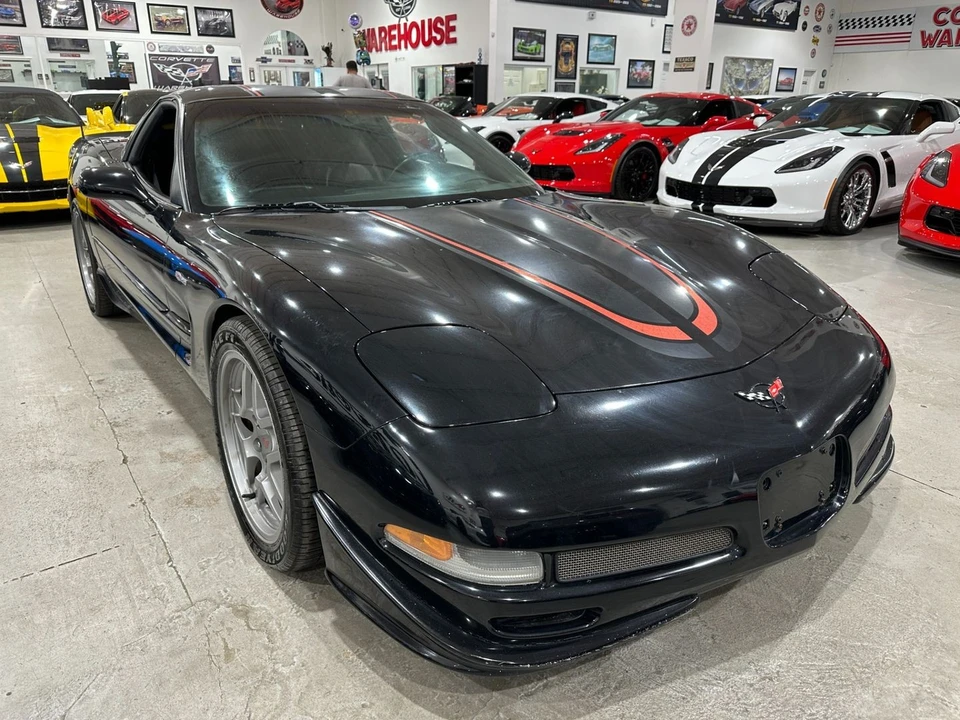 2004 Chevrolet - Image 5 of 11