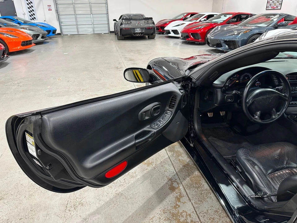 2004 Chevrolet Corvette C5 Z06 - Image 16 of 21