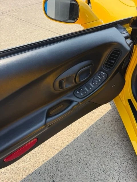 2004 Chevrolet Corvette C5 Z06 - Image 10 of 16