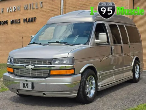 2004 Chevrolet Express G1500 Explorer Limited SE
