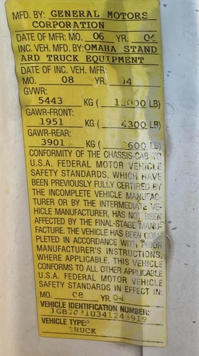 2004 Chevrolet Express - Image 19 of 20