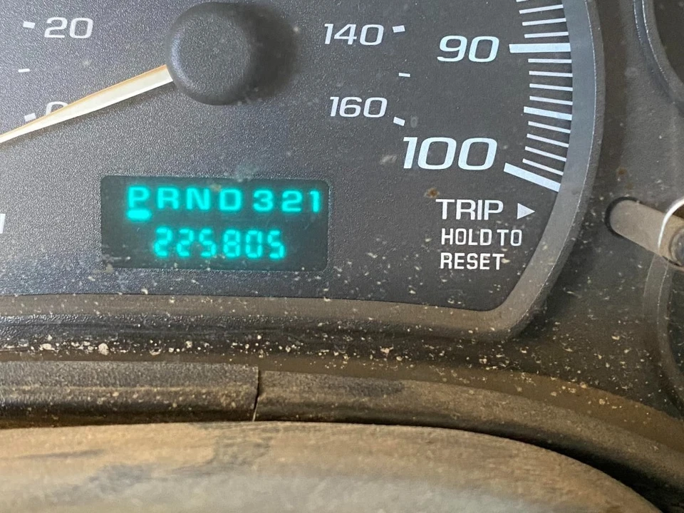 2004 Chevrolet Express - Image 14 of 20