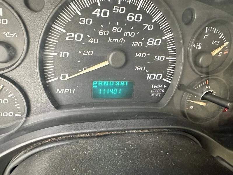 2004 Chevrolet Express - Image 14 of 18