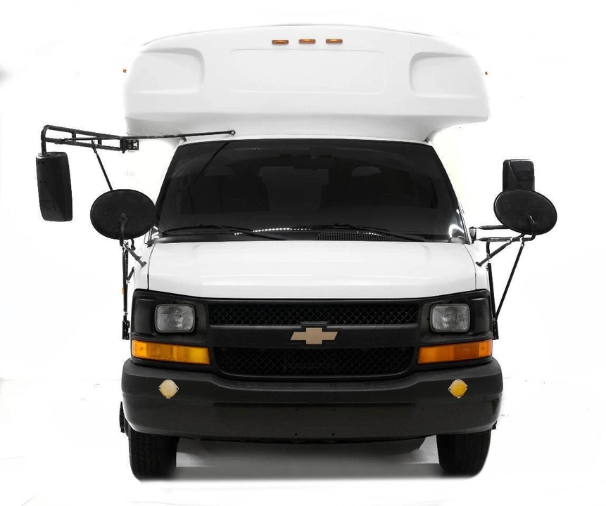 2004 Chevrolet Express - Image 7 of 12