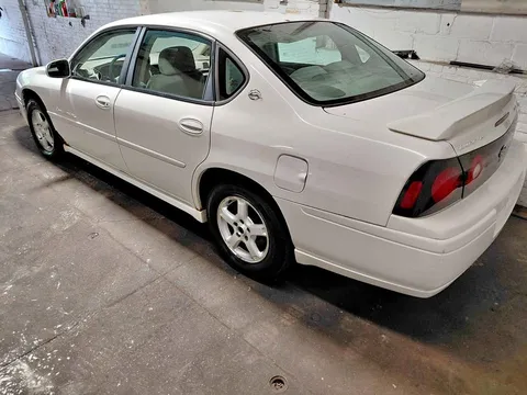 2004 Chevrolet Impala LS