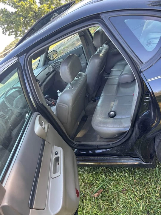 2004 Chevrolet Impala 8th Gen - Image 2 of 15