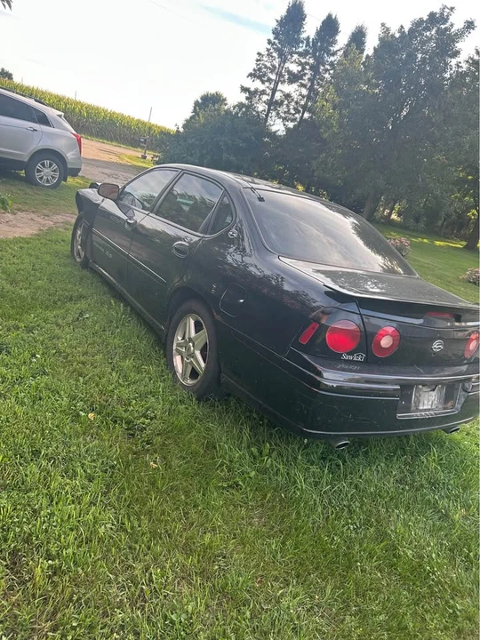 2004 Chevrolet Impala 8th Gen - Image 2 of 12