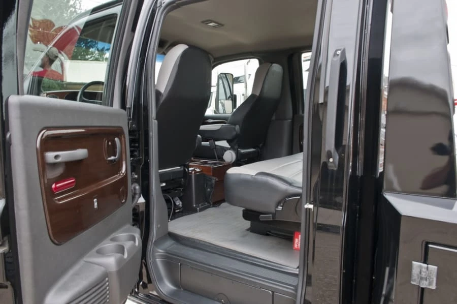 2004 Chevrolet Kodiak - Image 6 of 7