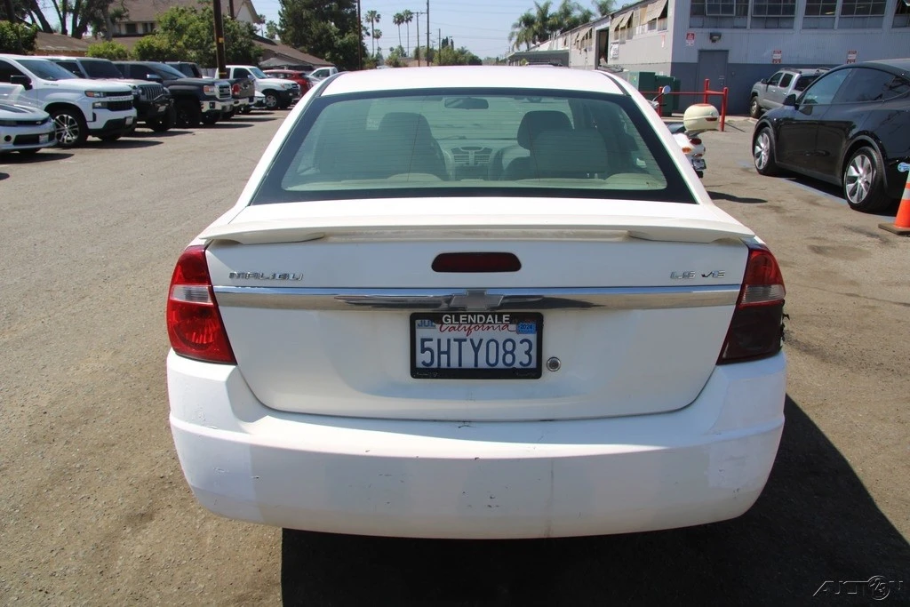2004 Chevrolet Malibu - Image 6 of 21