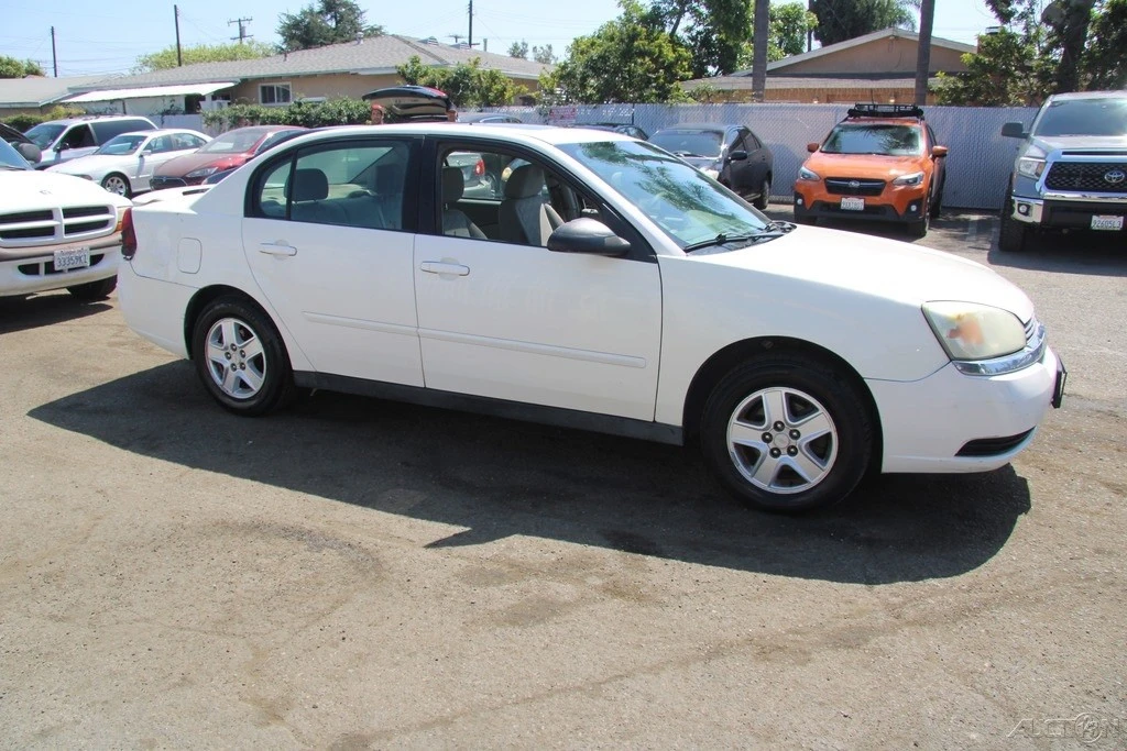 2004 Chevrolet Malibu - Image 9 of 21