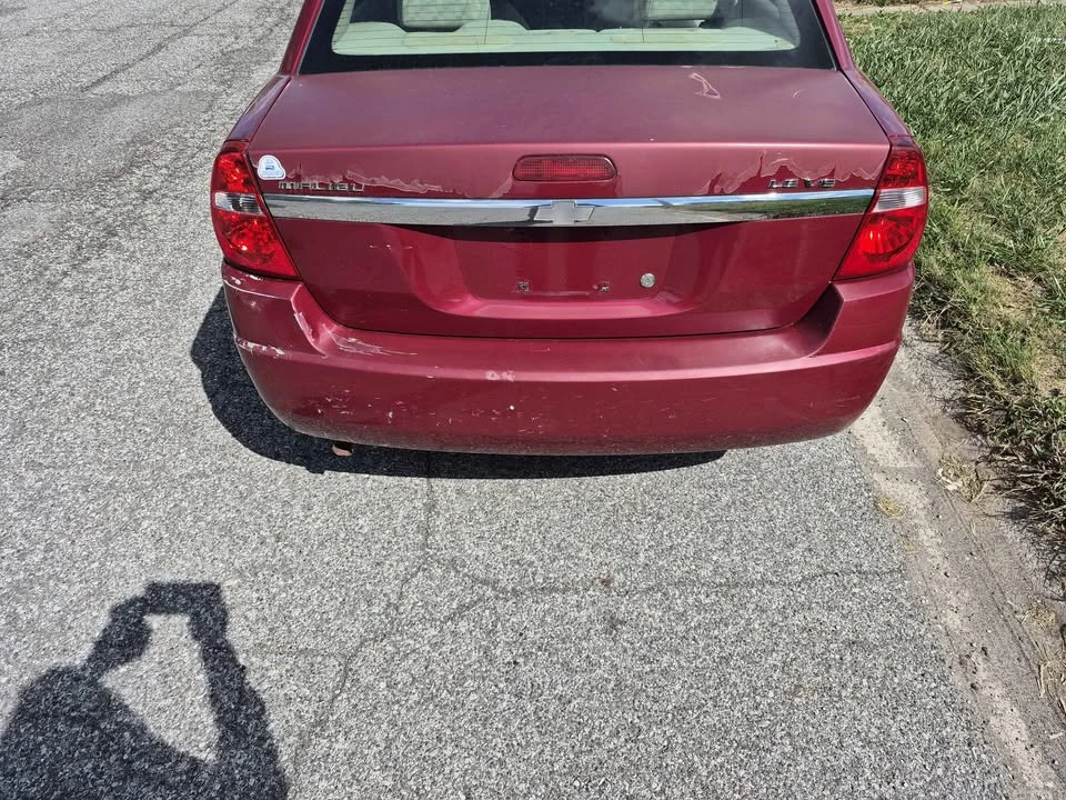 2004 Chevrolet Malibu - Image 2 of 4